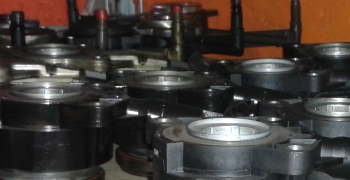 części zamienne w magazynie zregenerowanych maglownic